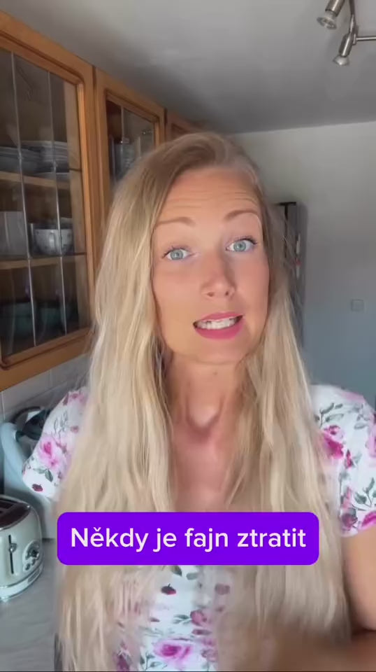Maminka Kami Ježková sdílí svou zkušenost s dětskými hodinkami KLOKI – video s titulkem